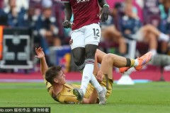 登贝莱：金球奖足球新星，传奇成长之路